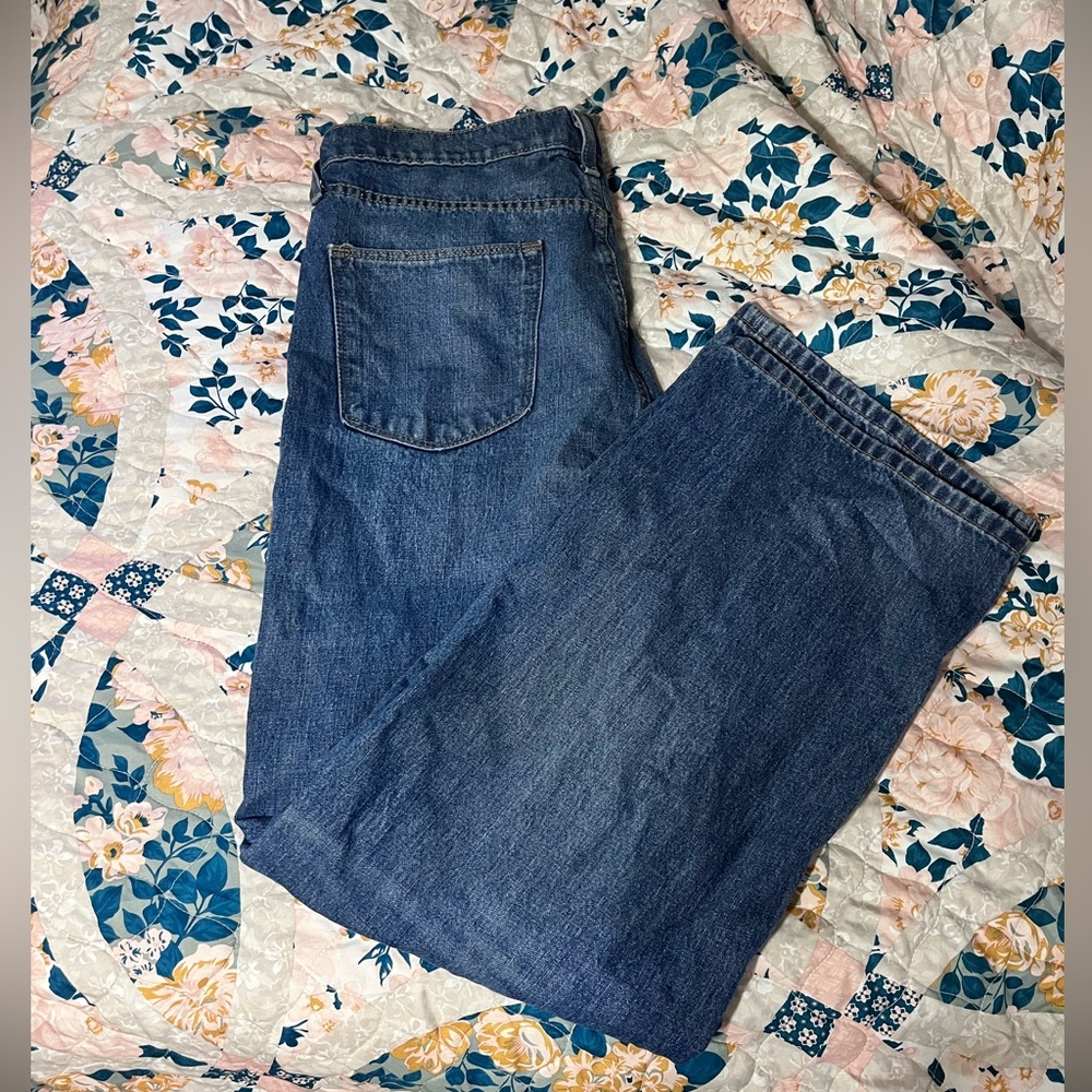 LIMITED EDITION: ARIAT Light Blue Ultra High Rise Tomboy Wide Leg Jeans SIZE:32R